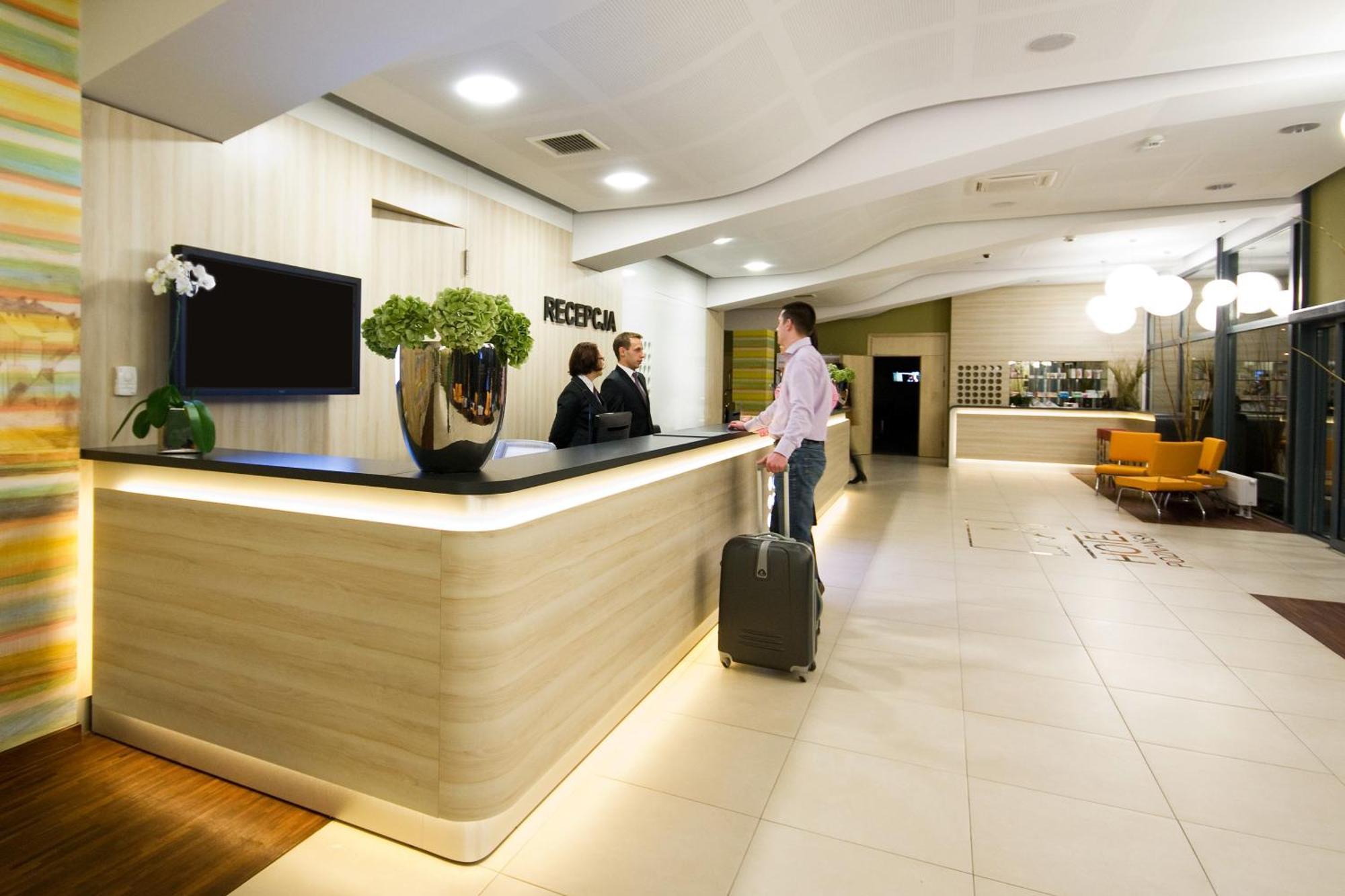 Hotel Poznanski A2 Luboń Exteriér fotografie