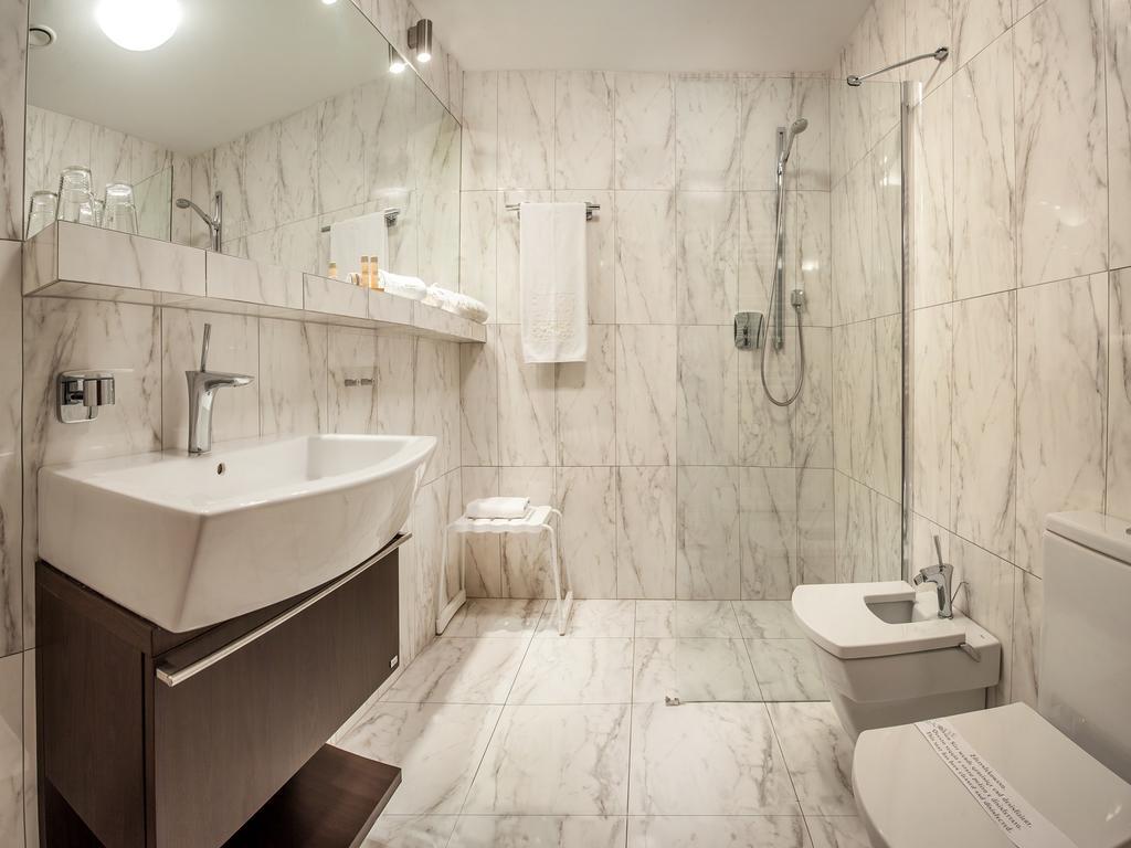 Hotel Poznanski A2 Luboń Exteriér fotografie