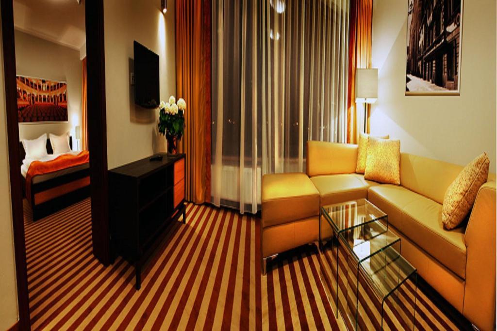 Hotel Poznanski A2 Luboń Pokoj fotografie
