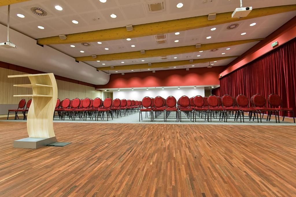 Hotel Poznanski A2 Luboń Exteriér fotografie