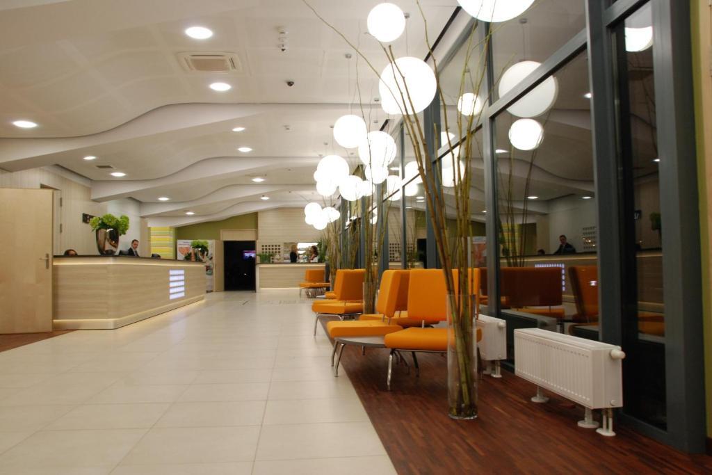 Hotel Poznanski A2 Luboń Exteriér fotografie